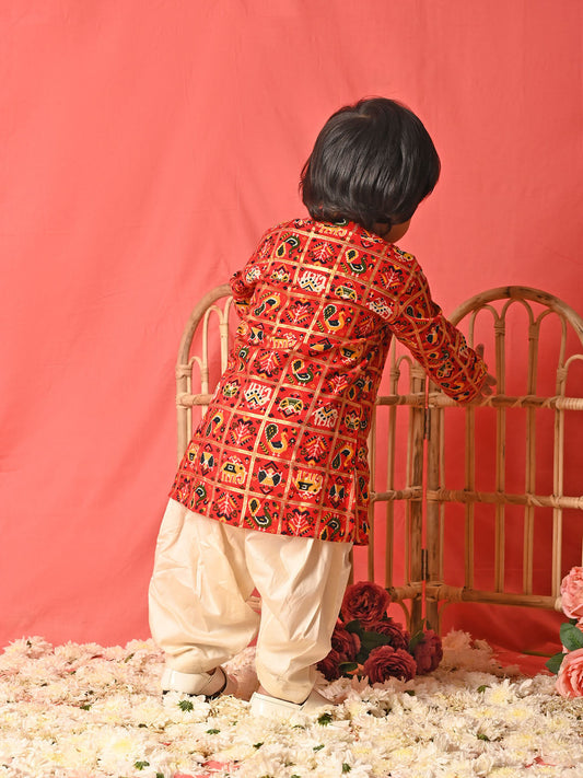 Boys' red patola print festive kurta pyjama set, view 3