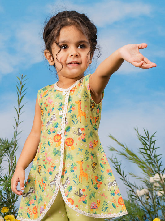 Girls' green co-ord set, view 3