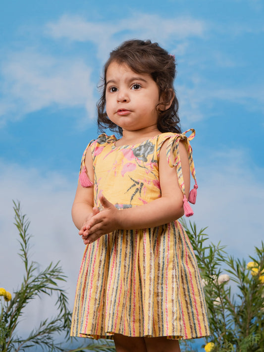 Girls' yellow ethnic dress