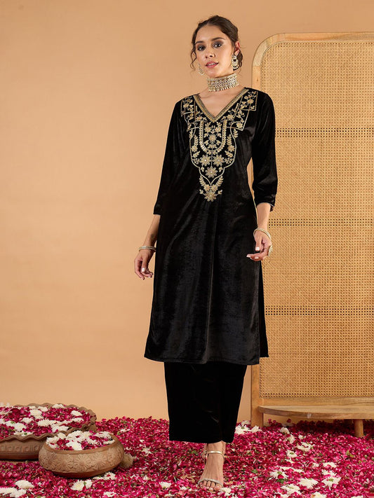 Ethnic Motifs Embroidered Round Neck Regular Zari Kurta With Palazzos