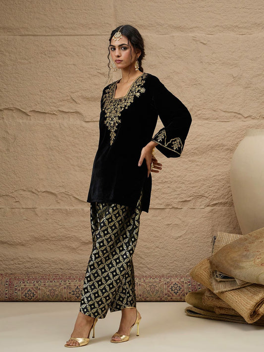 Ethnic Motifs Embroidered Thread Work Velvet Kurta With Patiala