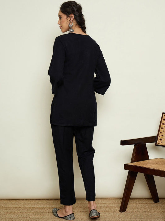 Floral Embroidered Round Neck Thread Work Woollen Kurta with Trousers