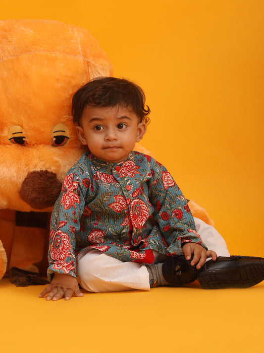 Boys' green kalamkari floral printed cotton kurta pyjama set