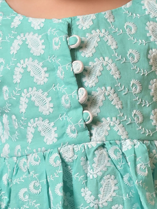 Girls' green chikankari cotton kurta, view 3
