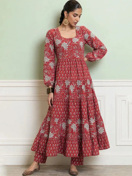 Women Floral Printed Round Neck Tiered Anarkali Pure Cotton Kurta With Trouser