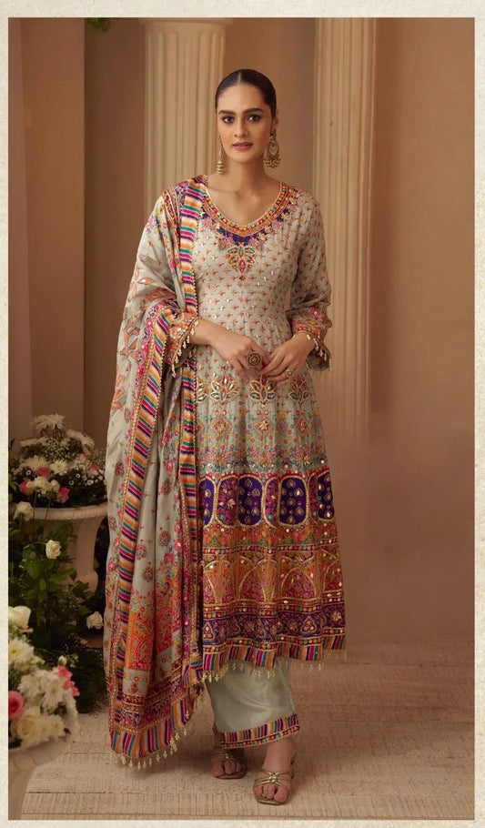 Saarthi Crepe Silk Printed Kurta Set