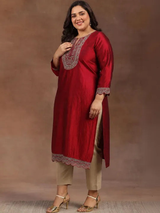 Women Embroidered Thread Work Kurta