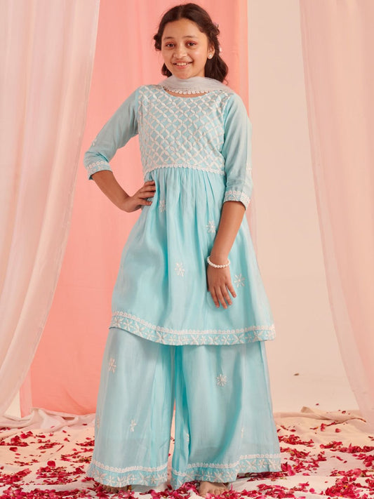 Girls Ethnic Motifs Embroidered Thread Work Kurta with Sharara & Dupatta