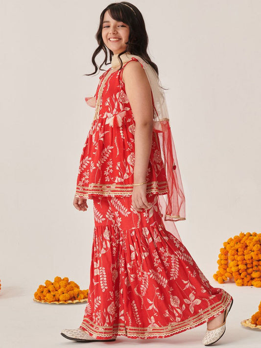 Girls Floral Printed Regular Kurti Sharara With Dupatta