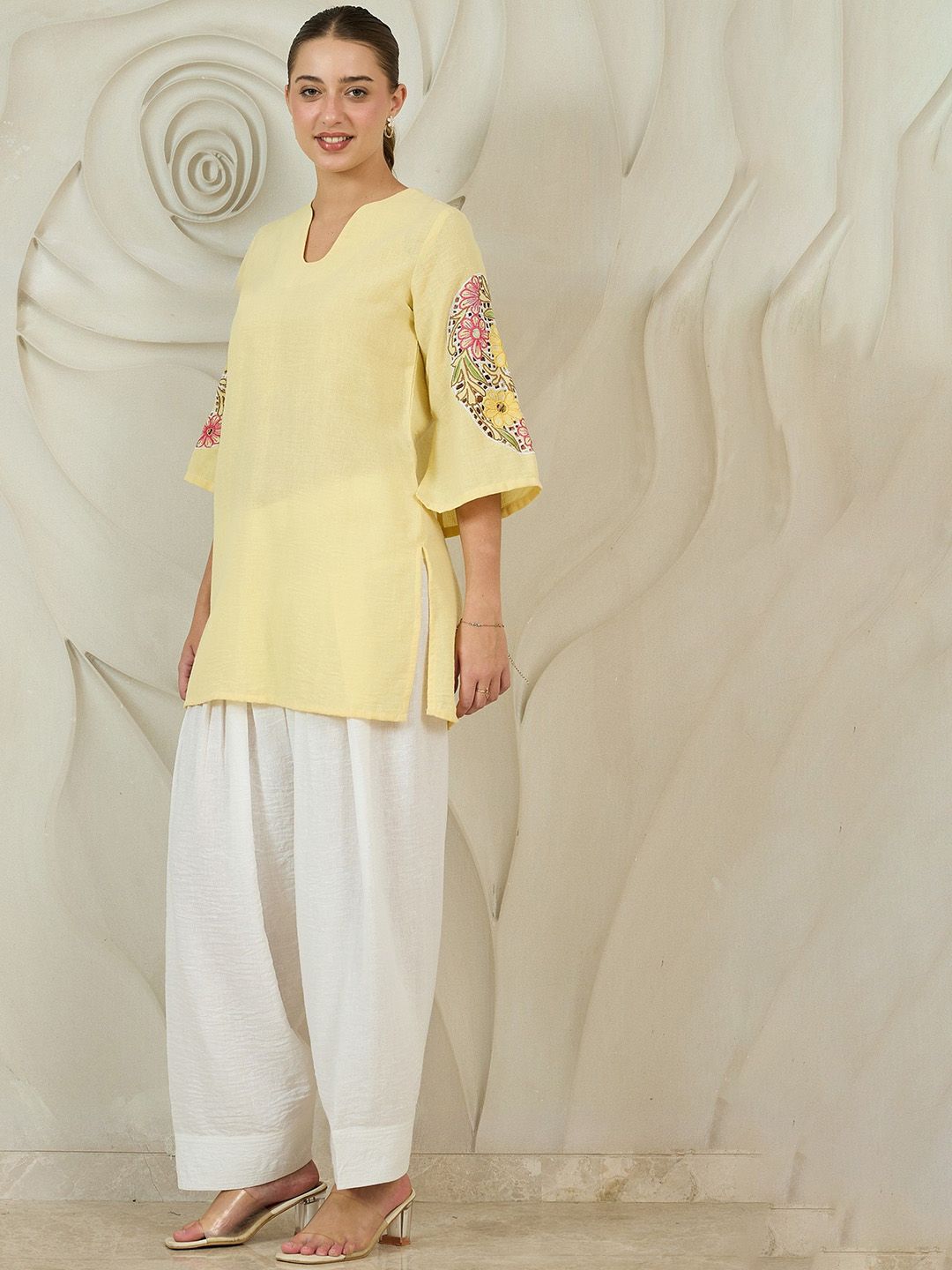 Women Farshi Floral Embroidered U-Neck Pure Cotton Kurti with Salwar