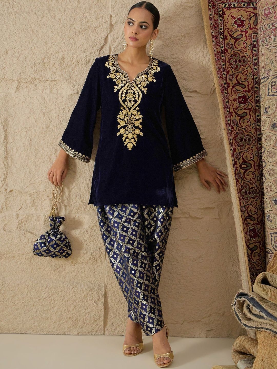 Ethnic Motifs Embroidered Thread Work Velvet Kurta With Patiala