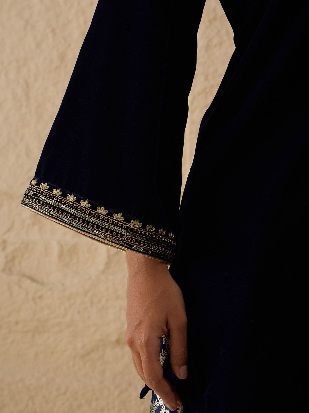 Ethnic Motifs Embroidered Thread Work Velvet Kurta With Patiala