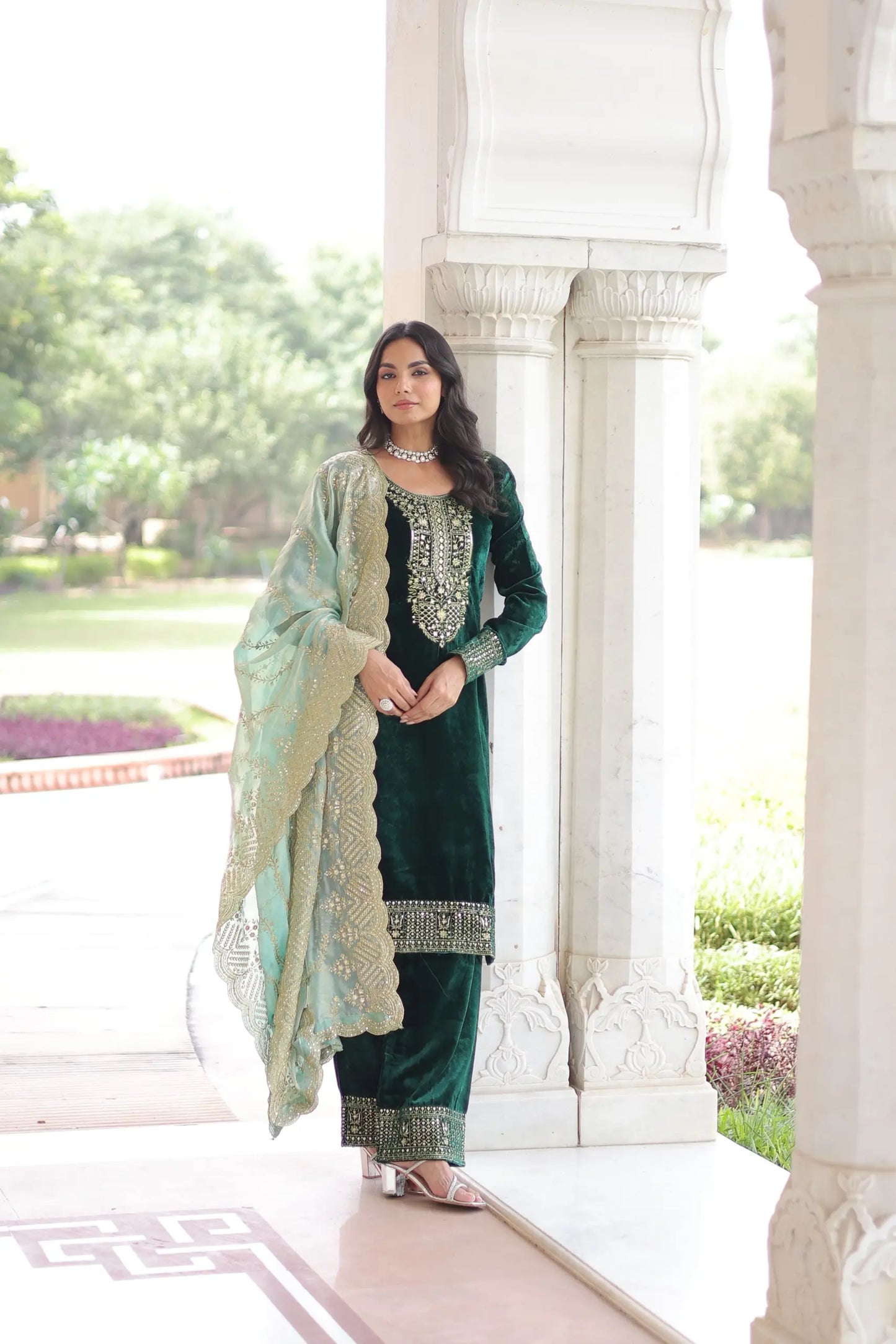 Emerald Green Velvet Embroidered Straight Suit with Dupatta Festive & Wedding Wear
