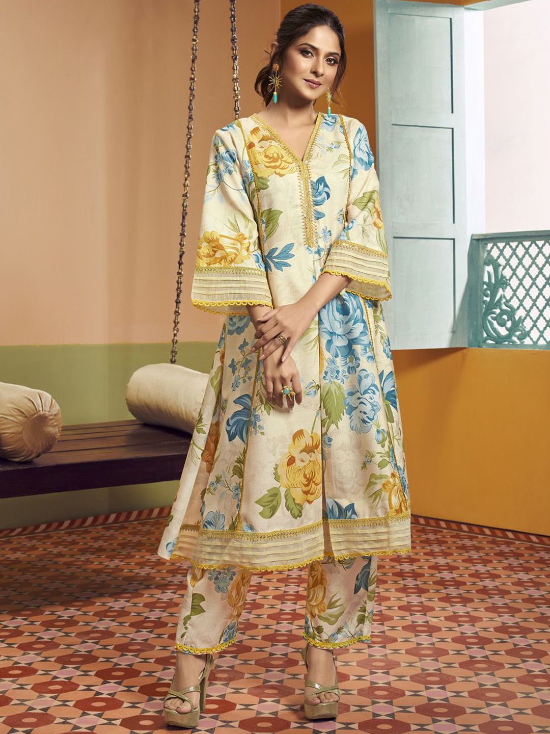 Floral Printed Panelled Anarkali Kurta With Palazzos