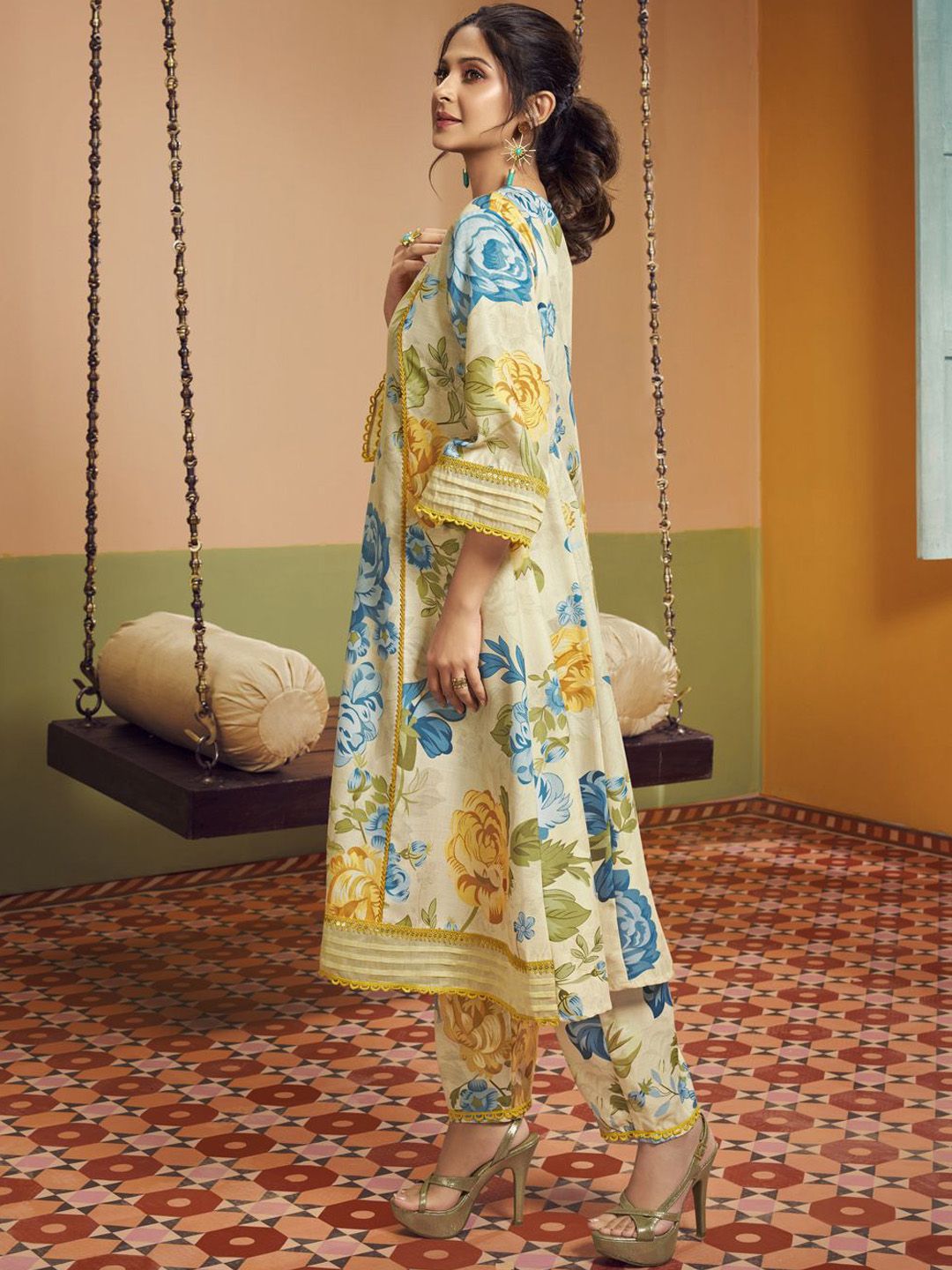 Floral Printed Panelled Anarkali Kurta With Palazzos