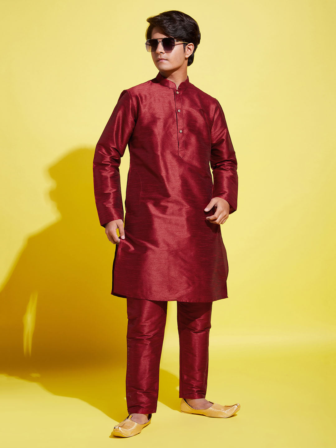 Boy's' Maroon Silk Blend Kurta And Pyjama Set