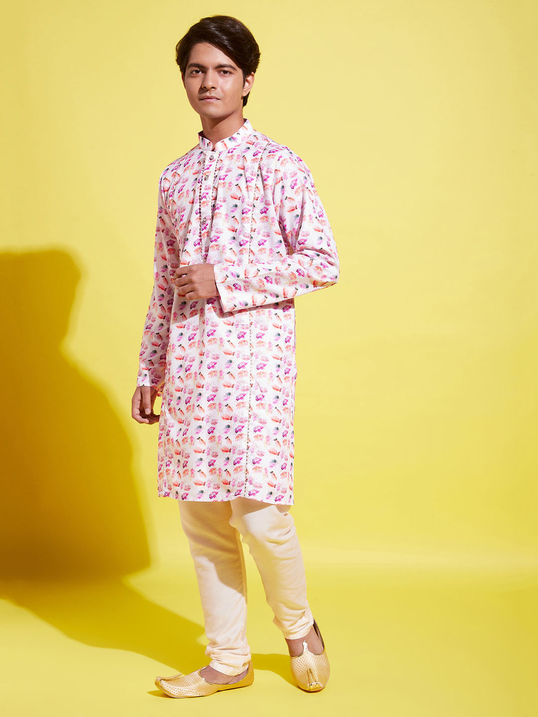 Boy's Multicolor-Base-White Cotton Blend Kurta And Pyjama Set