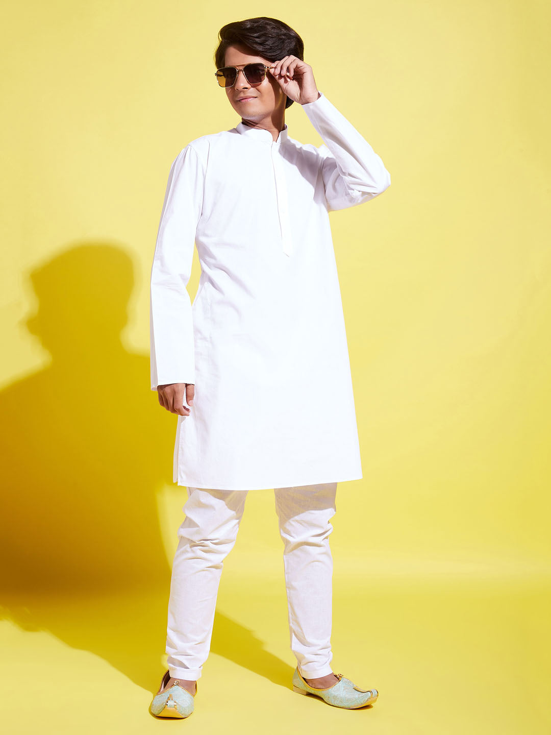 Boy's' White Cotton Kurta And Pyjama Set