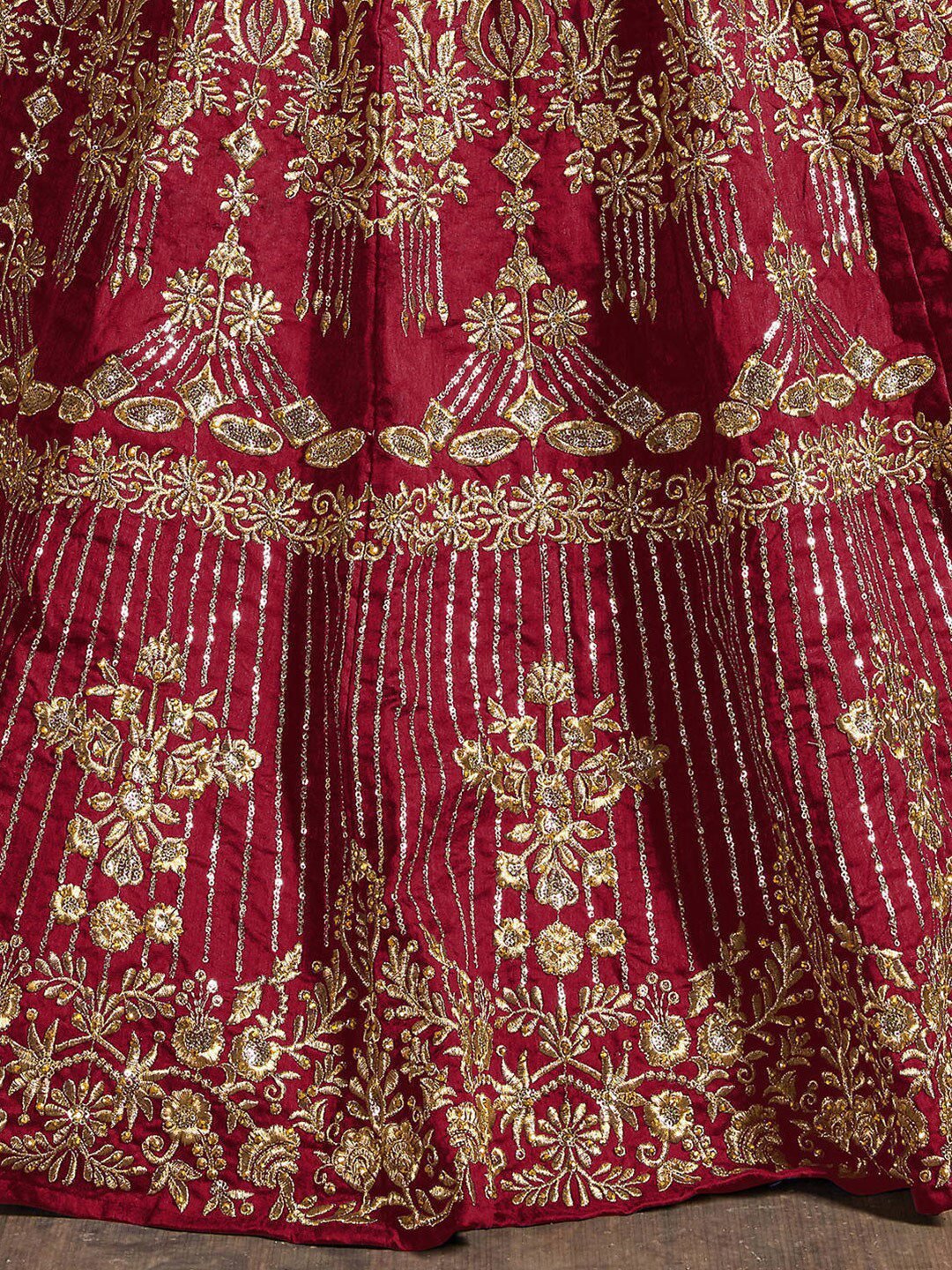 Red & Gold-Toned Embroidered Thread Work Semi-Stitched Lehenga &amp; Unstitched Blouse With Dupatta
