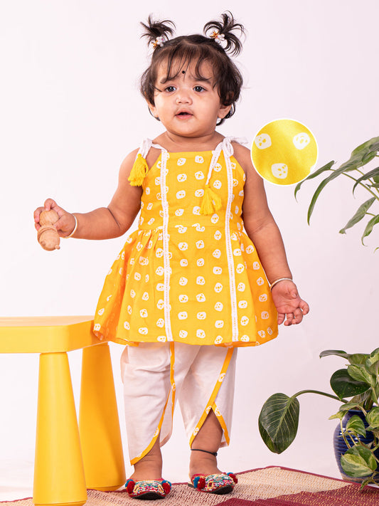 Girls' yellow kurta and dhoti pant set