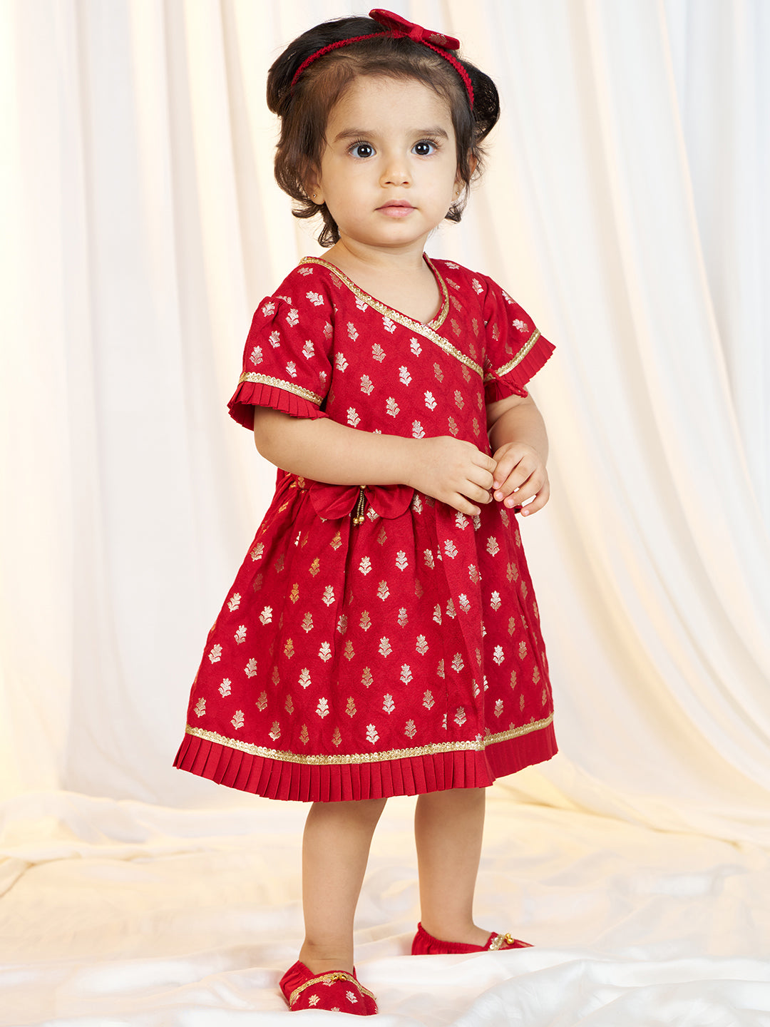Girls Red Viscose Jacquard Ethnic Set with Floral Pattern