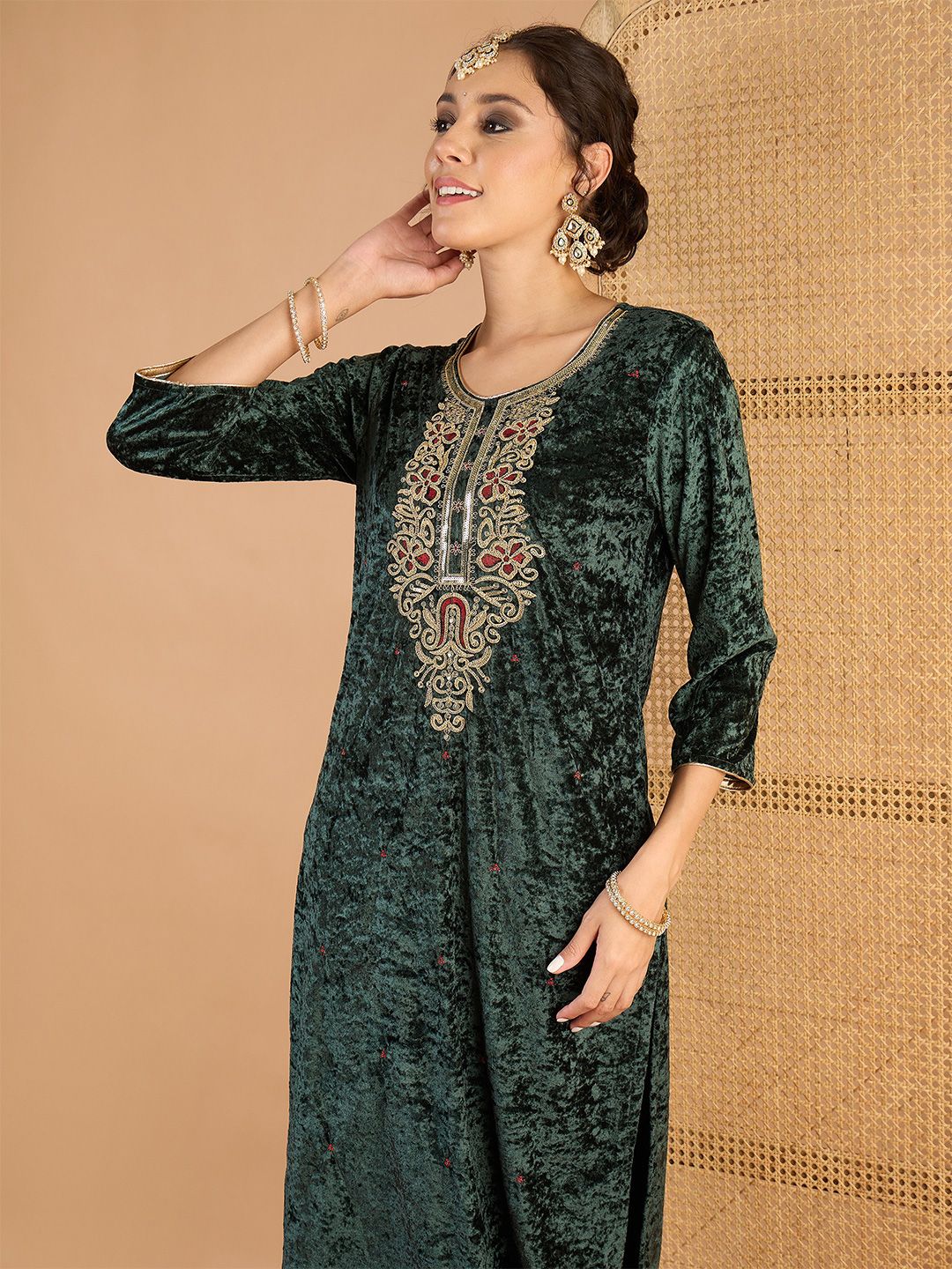 Ethnic Motifs Embroidered Round Neck Regular Zari Kurta with Palazzos