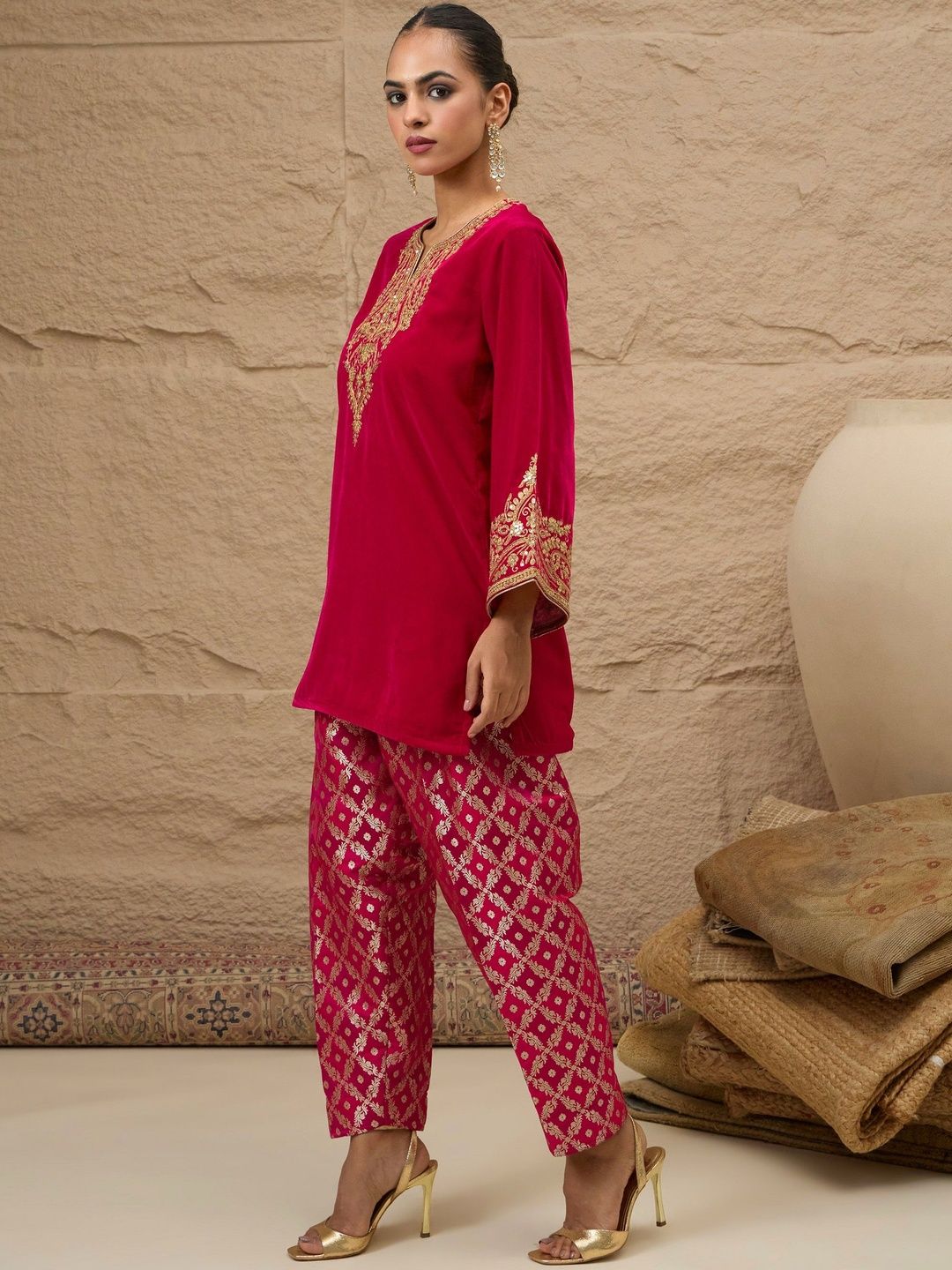 Ethnic Motifs Embroidered Thread Work Velvet Kurta With Trousers