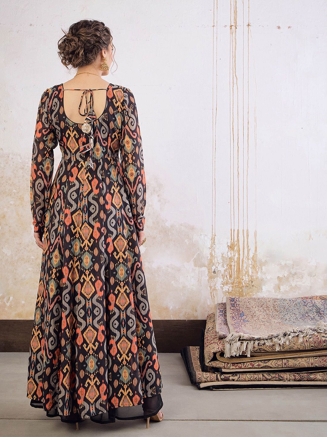 Ethnic Motifs Printed Square Neck Empire Sequinned Ikkat Anarkali Kurta