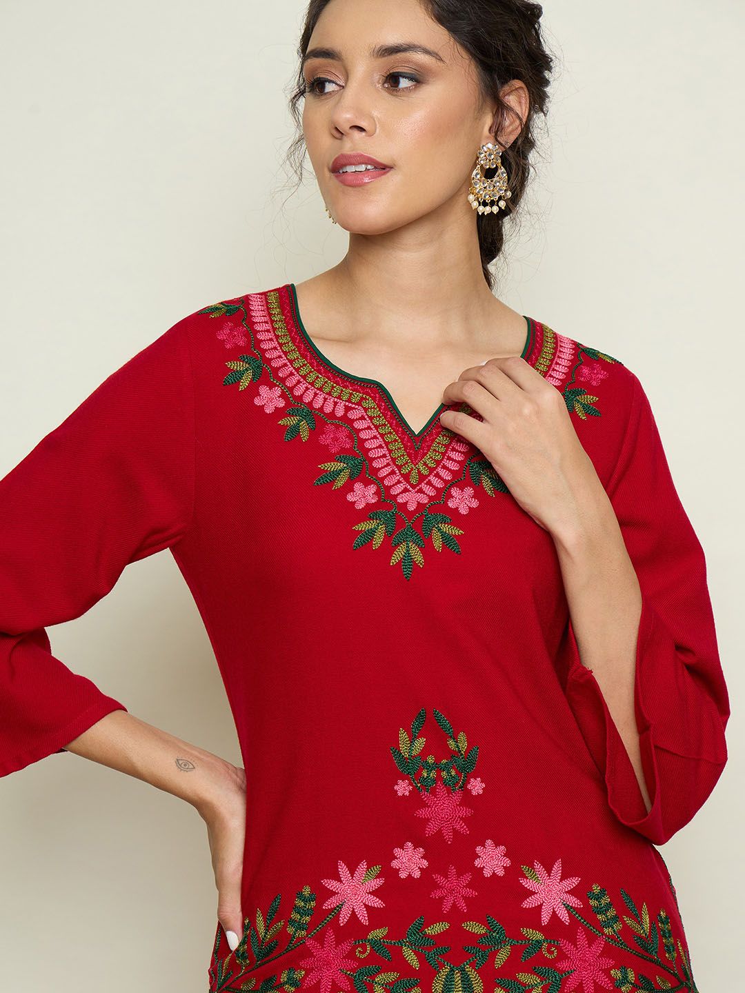 Floral Embroidered Notch Neck Thread Work Woollen Kurta with Trousers