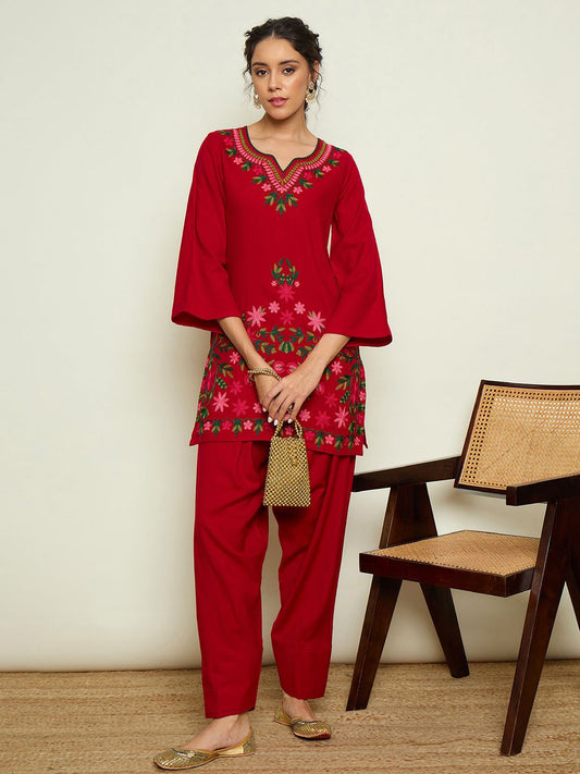 Floral Embroidered Notch Neck Thread Work Woollen Kurta with Trousers