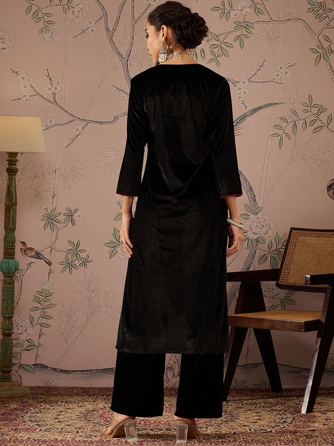 Floral Embroidered Round Neck Three-Quarter Sleeves Regular Velvet Kurta