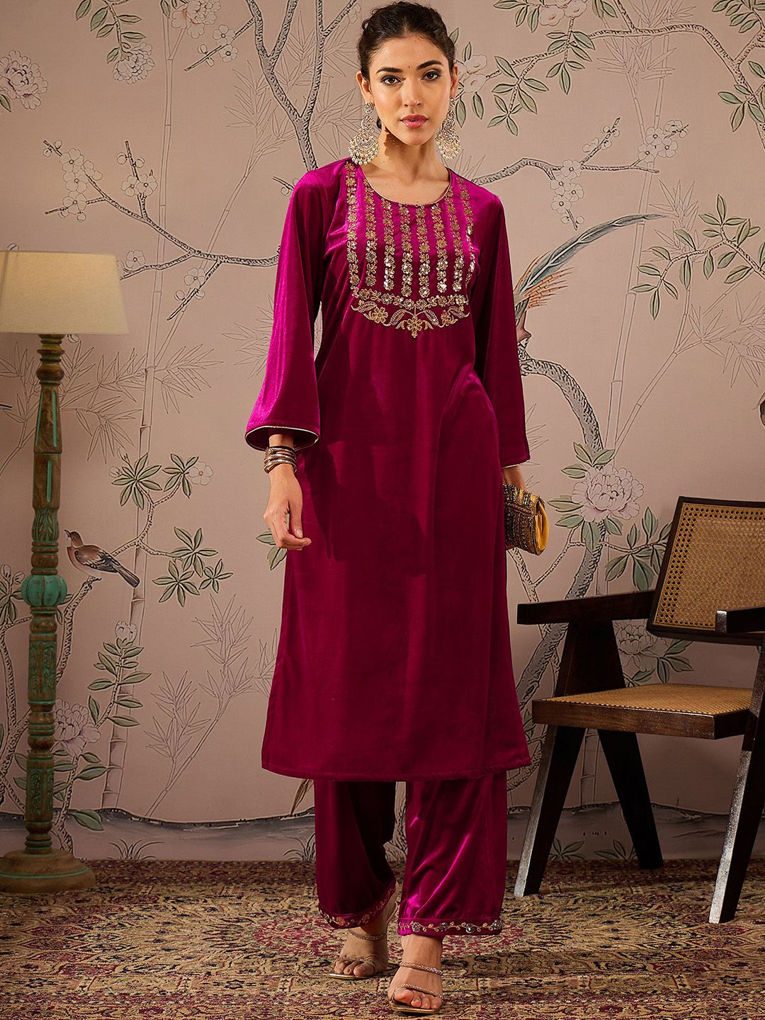 Floral Embroidered Round Neck Three-Quarter Sleeves Regular Velvet Kurta