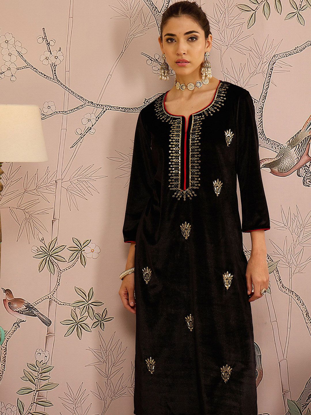 Floral Embroidered Round Neck Three-Quarter Sleeves Regular Velvet Kurta