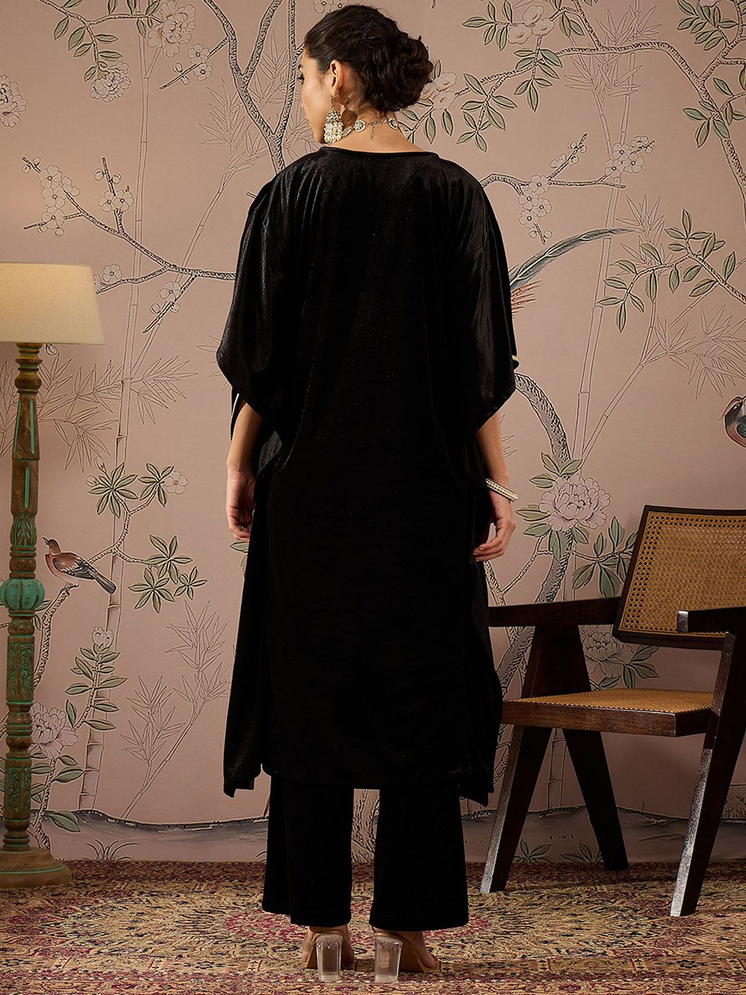 Floral Embroidered V-Neck Three-Quarter Sleeves Kaftan Velvet Kurta