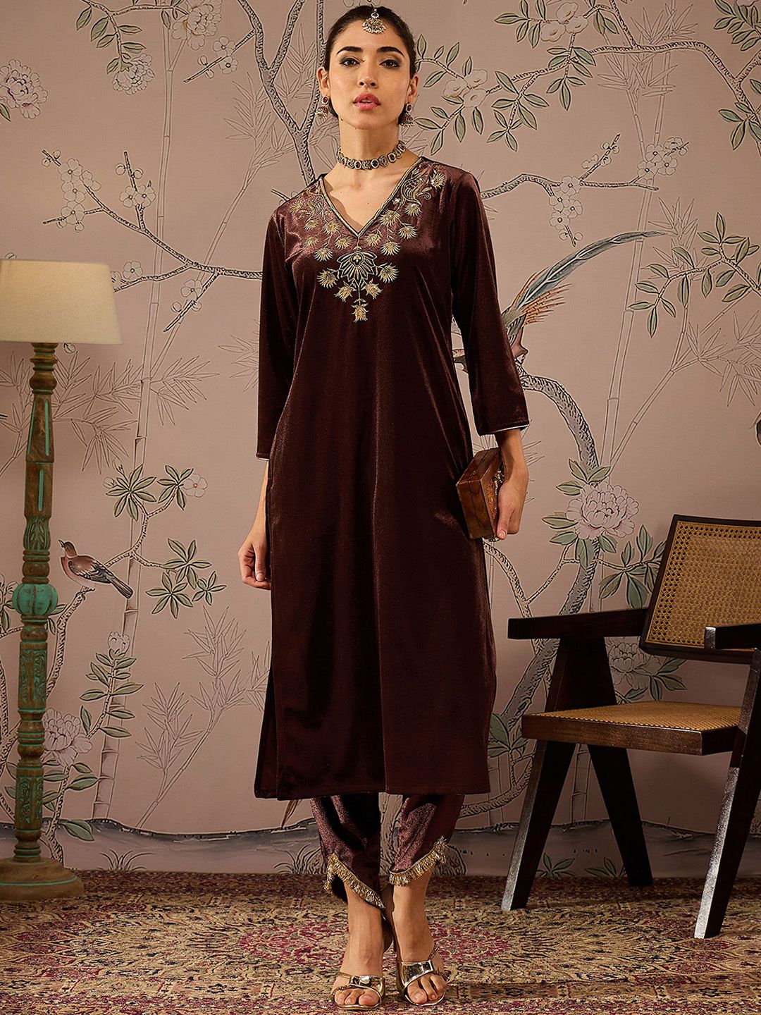 Floral Embroidered V-Neck Three-Quarter Sleeves Regular Velvet Kurta