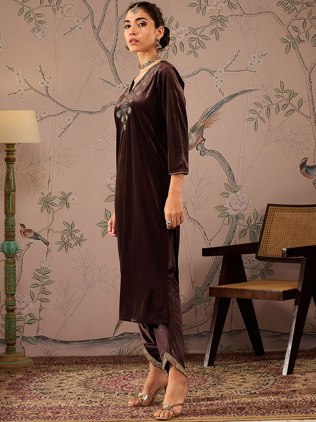 Floral Embroidered V-Neck Three-Quarter Sleeves Regular Velvet Kurta