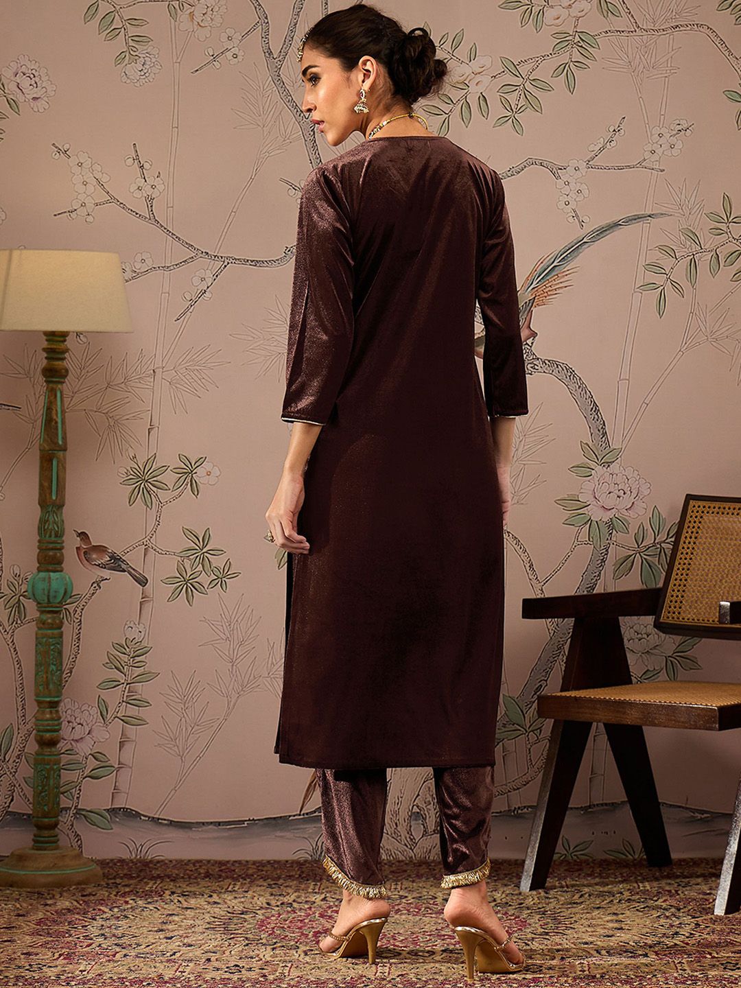 Floral Embroidered V-Neck Three-Quarter Sleeves Regular Velvet Kurta