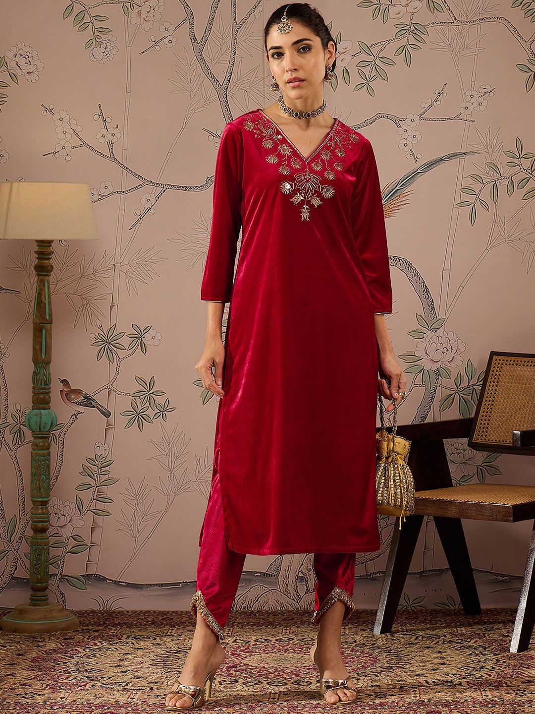 Floral Embroidered V-Neck Three-Quarter Sleeves Regular Velvet Kurta