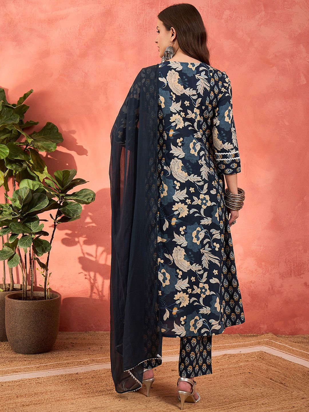 Floral Printed Notch Neck Pure Cotton Aline Kurta Trousers & Dupatta