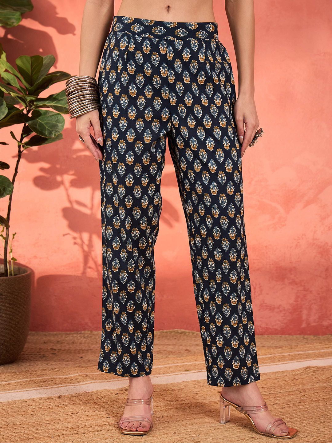 Floral Printed Notch Neck Pure Cotton Aline Kurta Trousers & Dupatta
