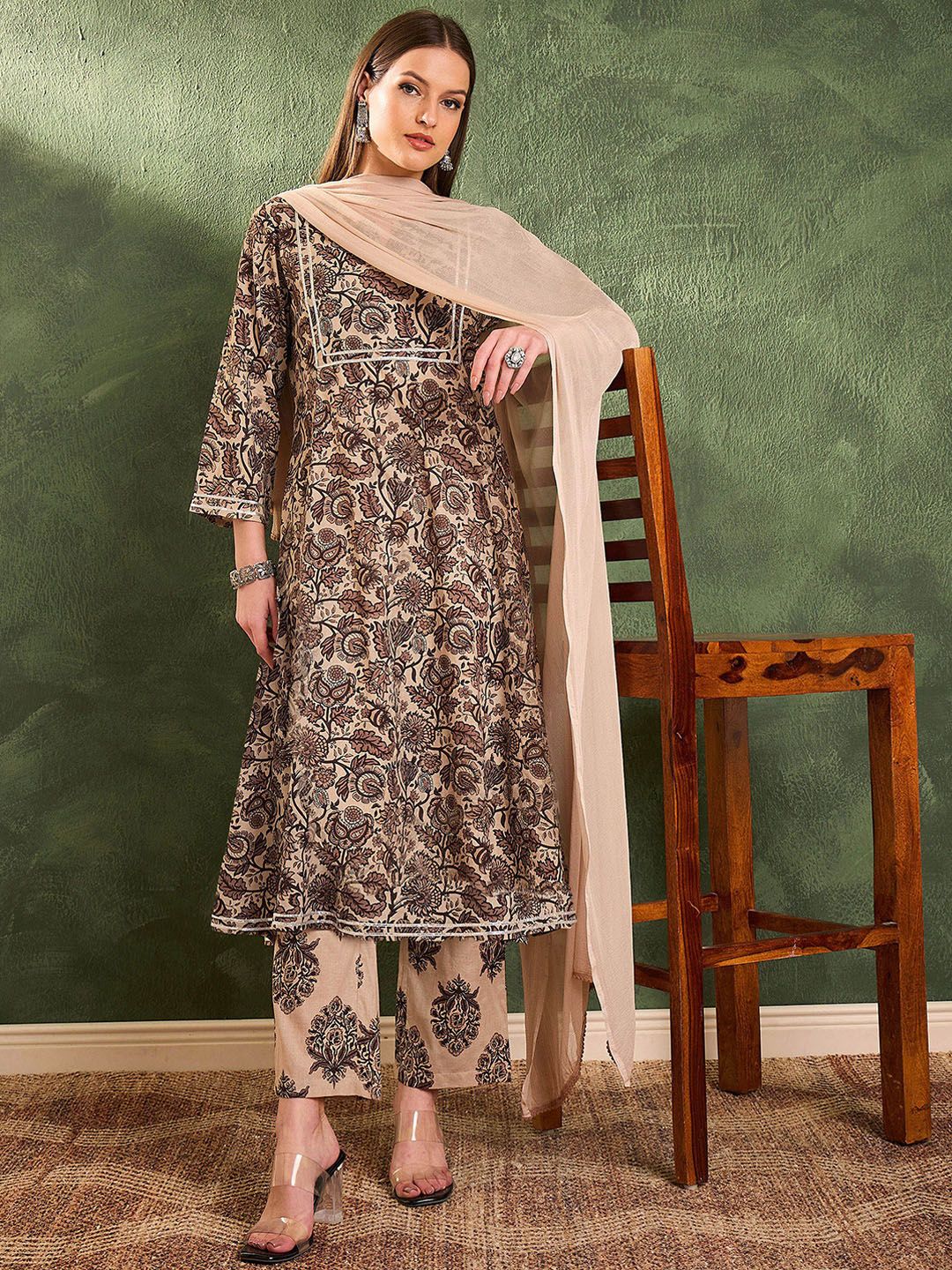 Floral Printed Pure Cotton Kurta With Trousers & Dupatta