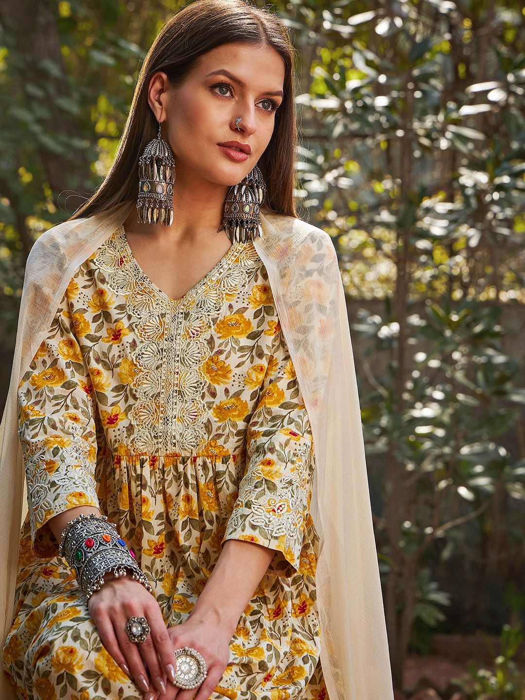 Floral Printed Thread Work Pure Cotton Kurta With Trousers & Dupatta