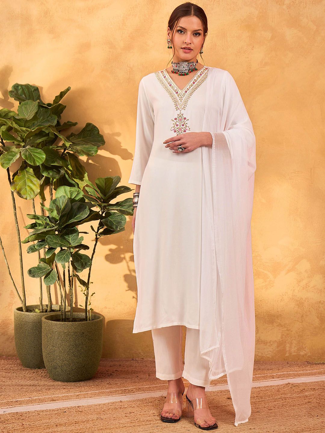 Floral Yoke Design V-Neck Straight Kurta With Trousers & Dupatta