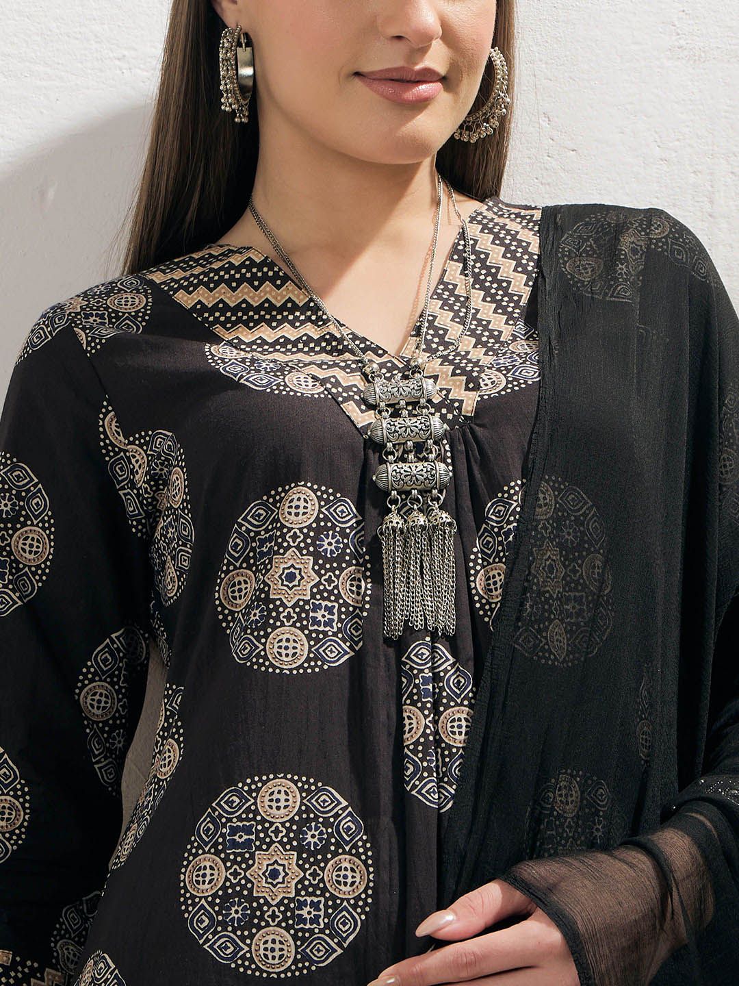 Geometric Printed V-Neck A-Line Pure Cotton Kurta With Palazzo & Dupatta