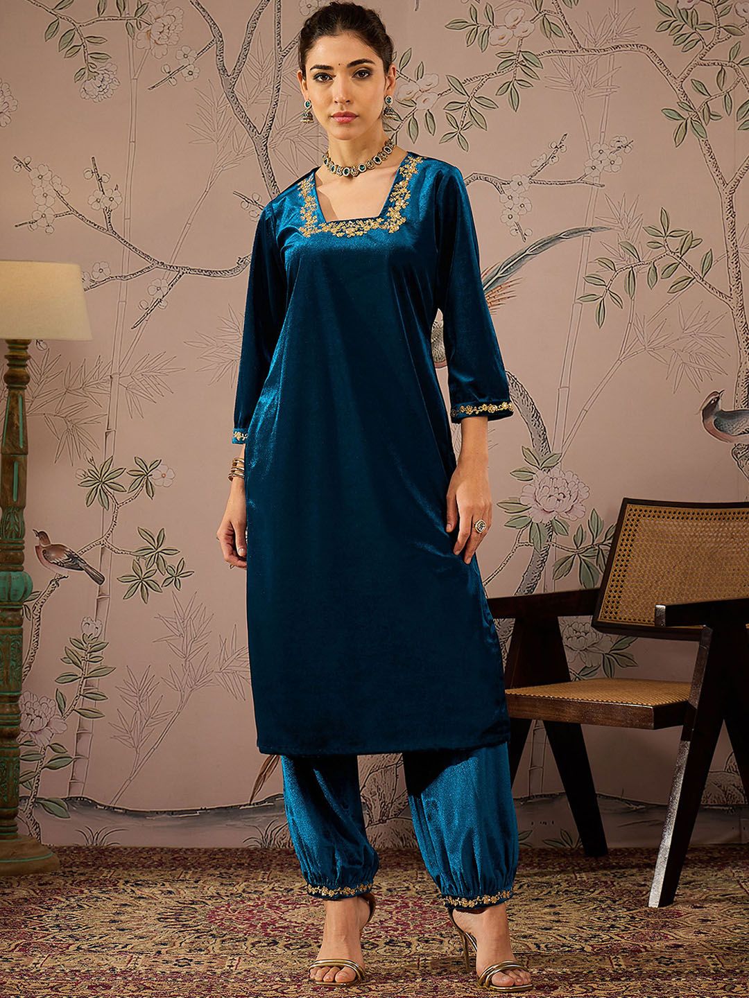 Square Neck Three-Quarter Sleeves Regular Thread Work Velvet Kurta
