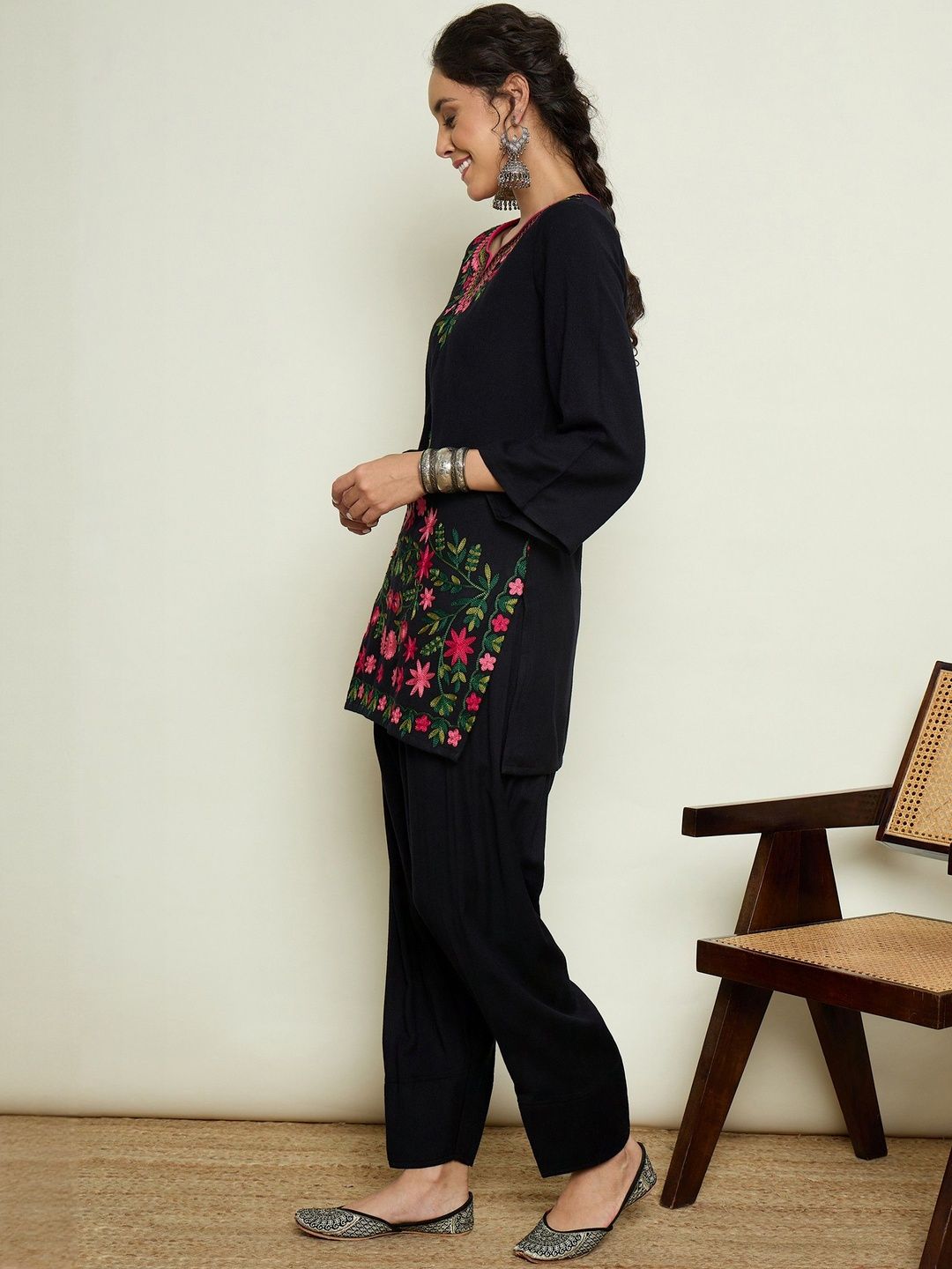 Women Embroidered Regular Thread Work Woollen Kurta with Trousers