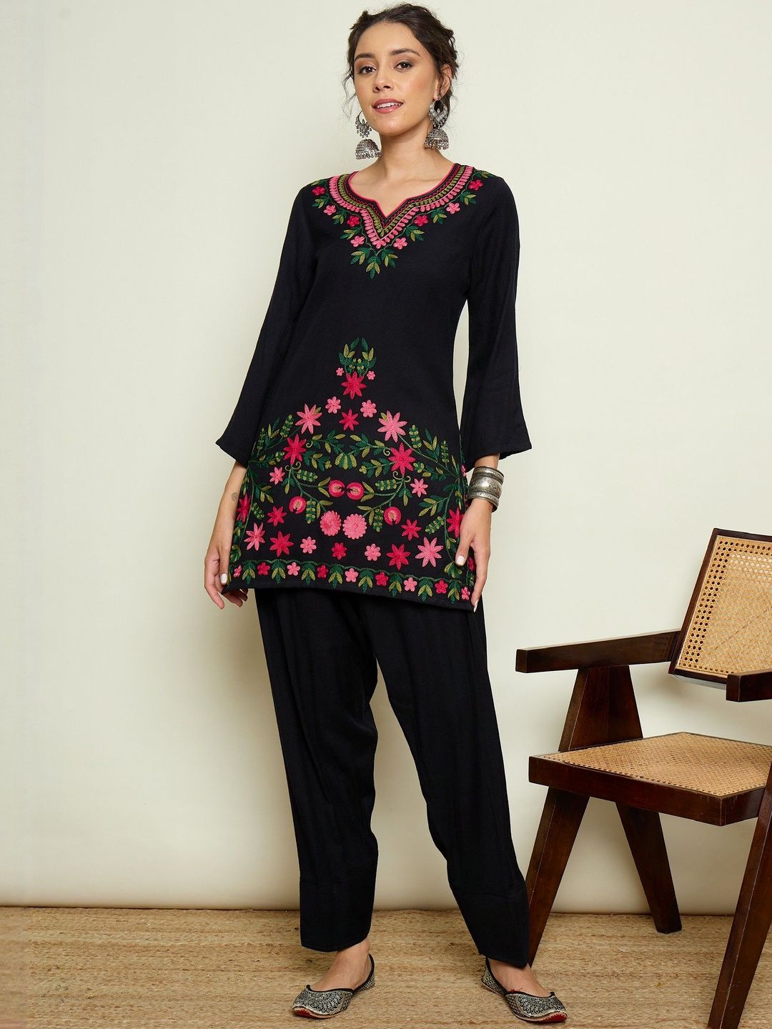 Women Embroidered Regular Thread Work Woollen Kurta with Trousers