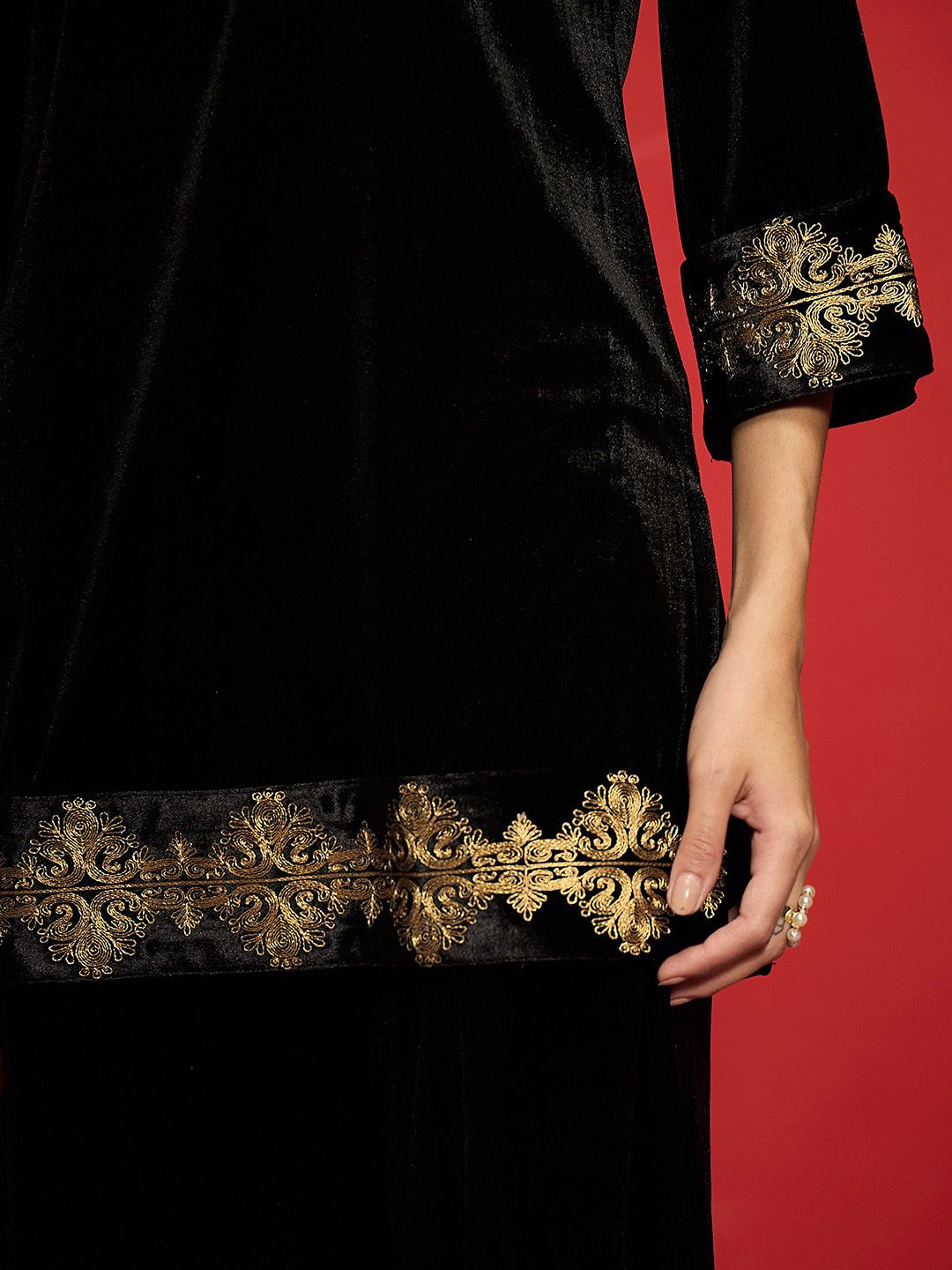 Women Embroidered Regular Velvet Kurta with Palazzos