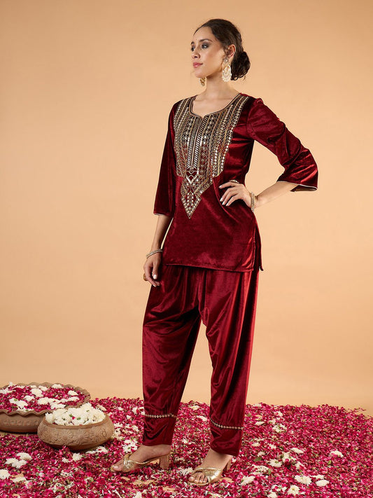 Women Ethnic Motifs Embroidered Above Knee Regular Kurta with Patiala