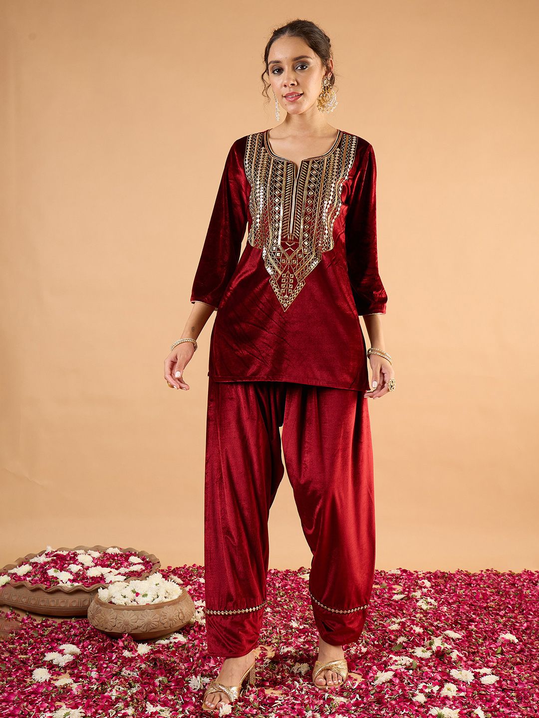 Women Ethnic Motifs Embroidered Above Knee Regular Kurta with Patiala